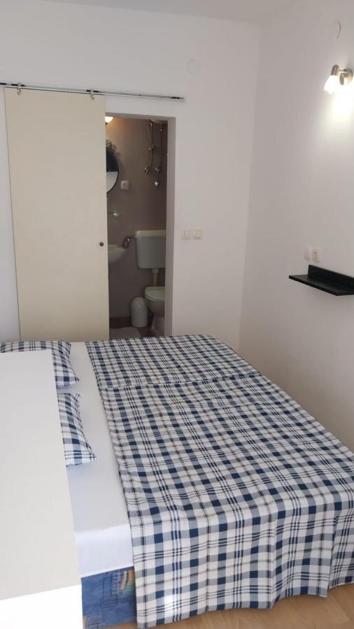 Apartmani Bonavia Jelsa  Bagian luar foto