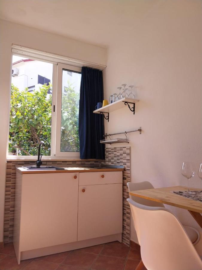 Apartmani Bonavia Jelsa  Bagian luar foto