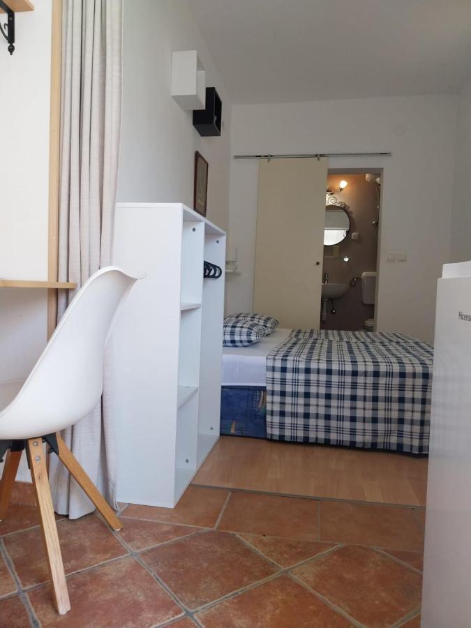 Apartmani Bonavia Jelsa  Bagian luar foto